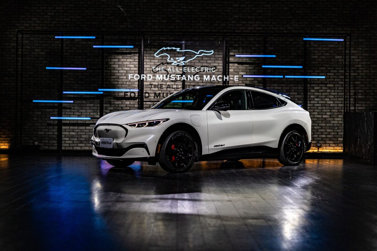 福特 The All-Electric Ford Mustang Mach-E年度300輛配額全數被搶訂一空 其中性能GT 車型占比超過七成