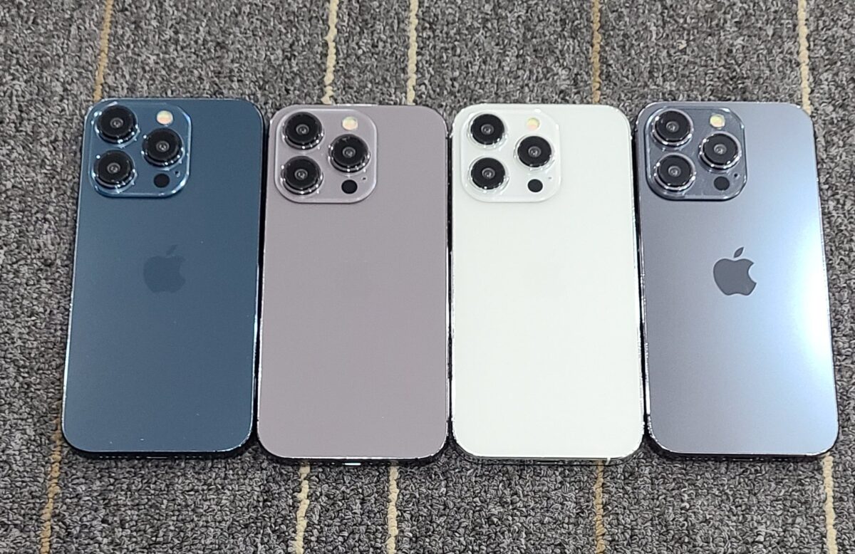 iPhone iOS iPhone 15 iPhone 15 Pro 顏色 配色 模型機 保護殼 編織保護殼 皮革保護殼