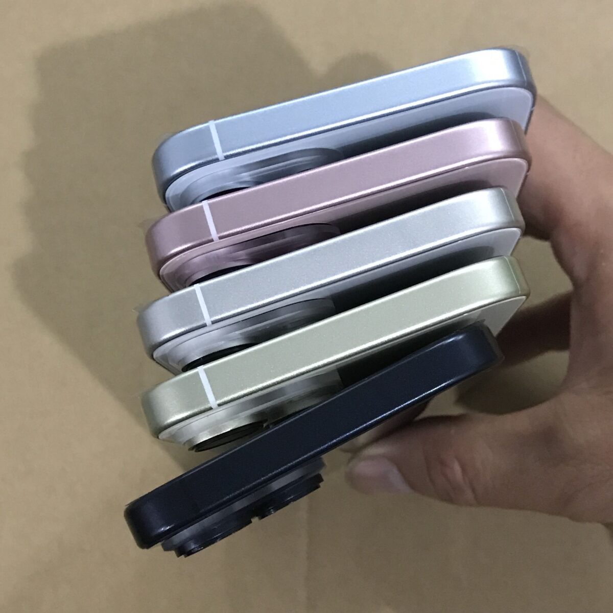 iPhone iOS iPhone 15 iPhone 15 Pro 顏色 配色 模型機 保護殼 編織保護殼 皮革保護殼