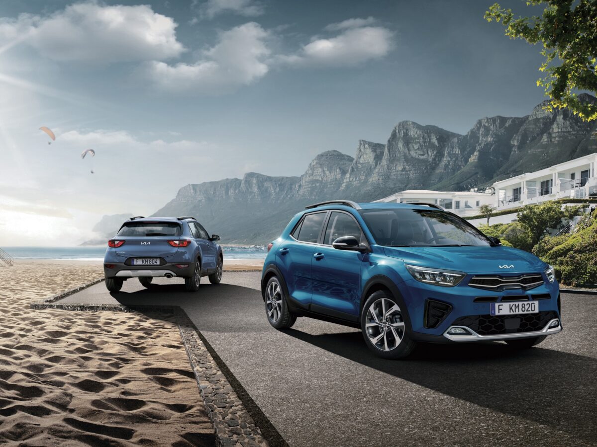 Kia 2024年式The Stonic 1.0T智慧油電驚豔版及1.0T智慧油電GT-line,同步升級雙前座加熱座椅與方向盤加熱功能。