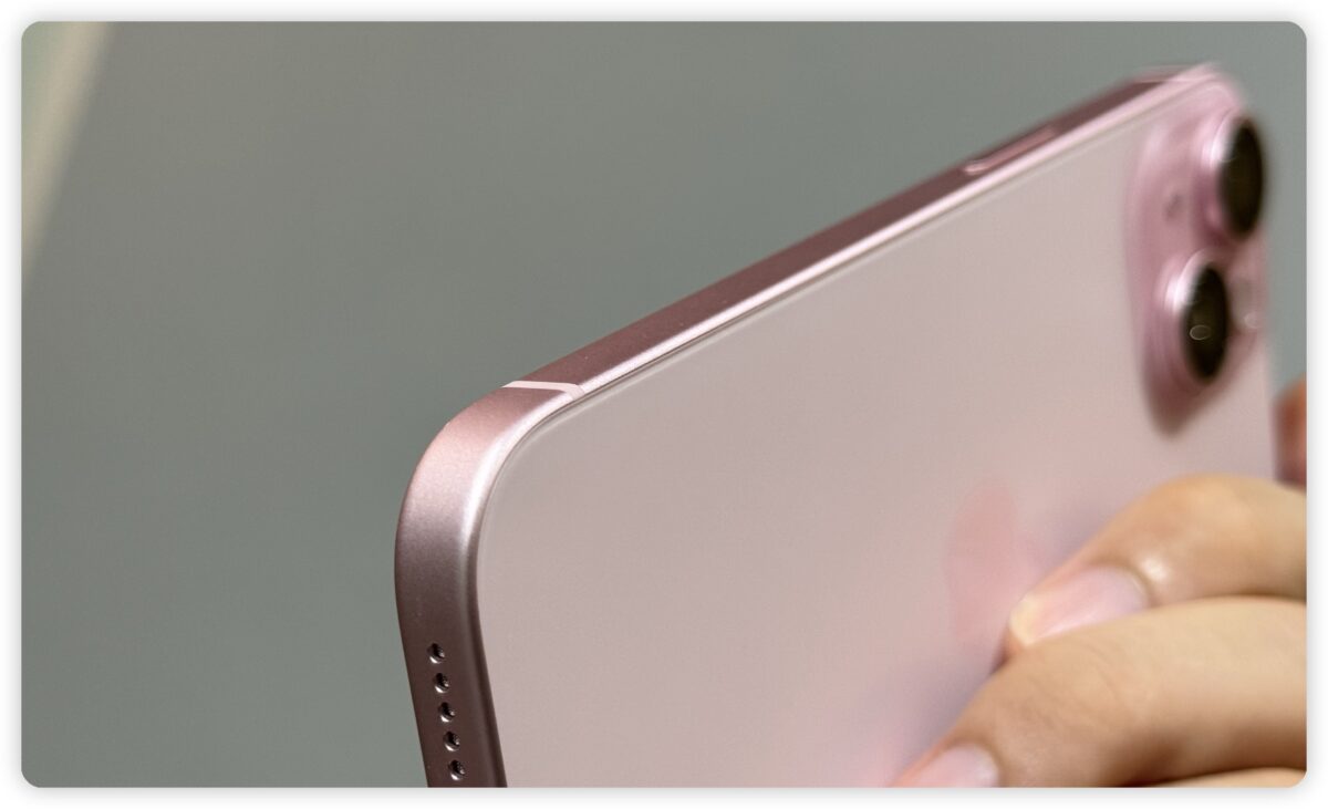 iPhone 15 新機 檢查