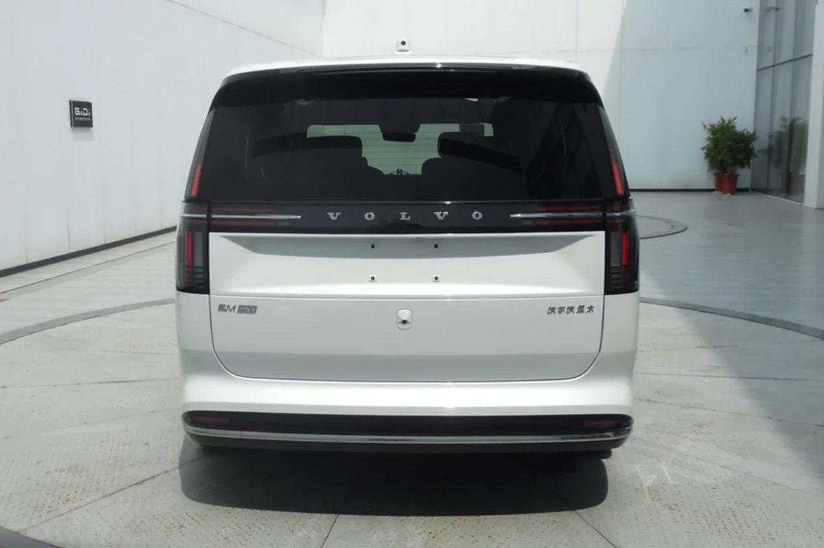 VOLVO EM90 VOLVO EM90