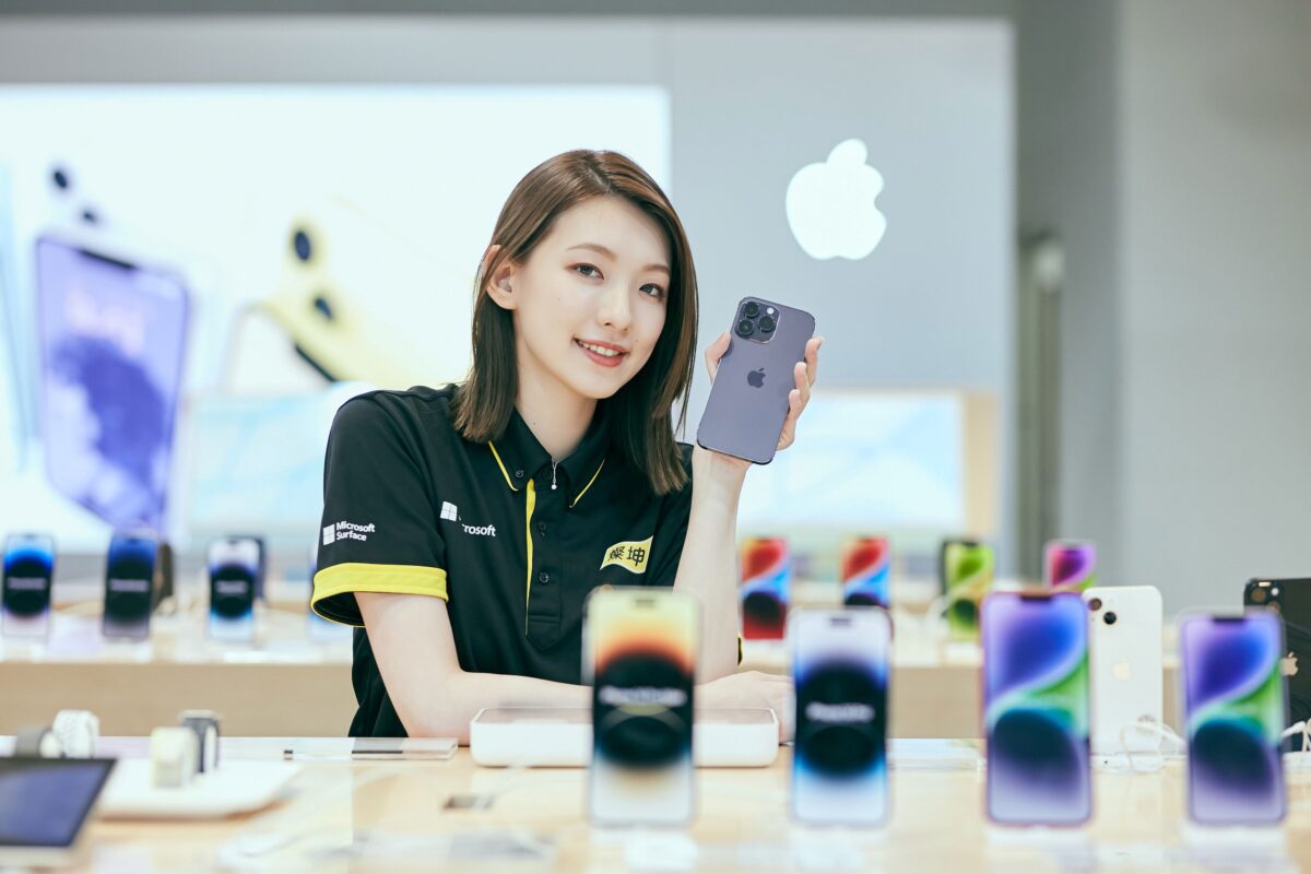 Apple推出激安72小時限購活動！指定Apple商品現折10%。(燦坤提供)