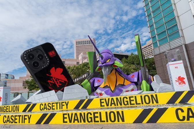 CASETiFY 攜手《新世紀福音戰士》打造 4 公尺高巨型「試驗初號機」登陸台北 101