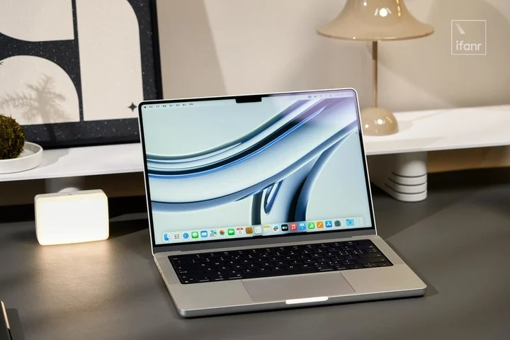 MacBook Pro M3 M3 Pro M3 Max 開箱評測