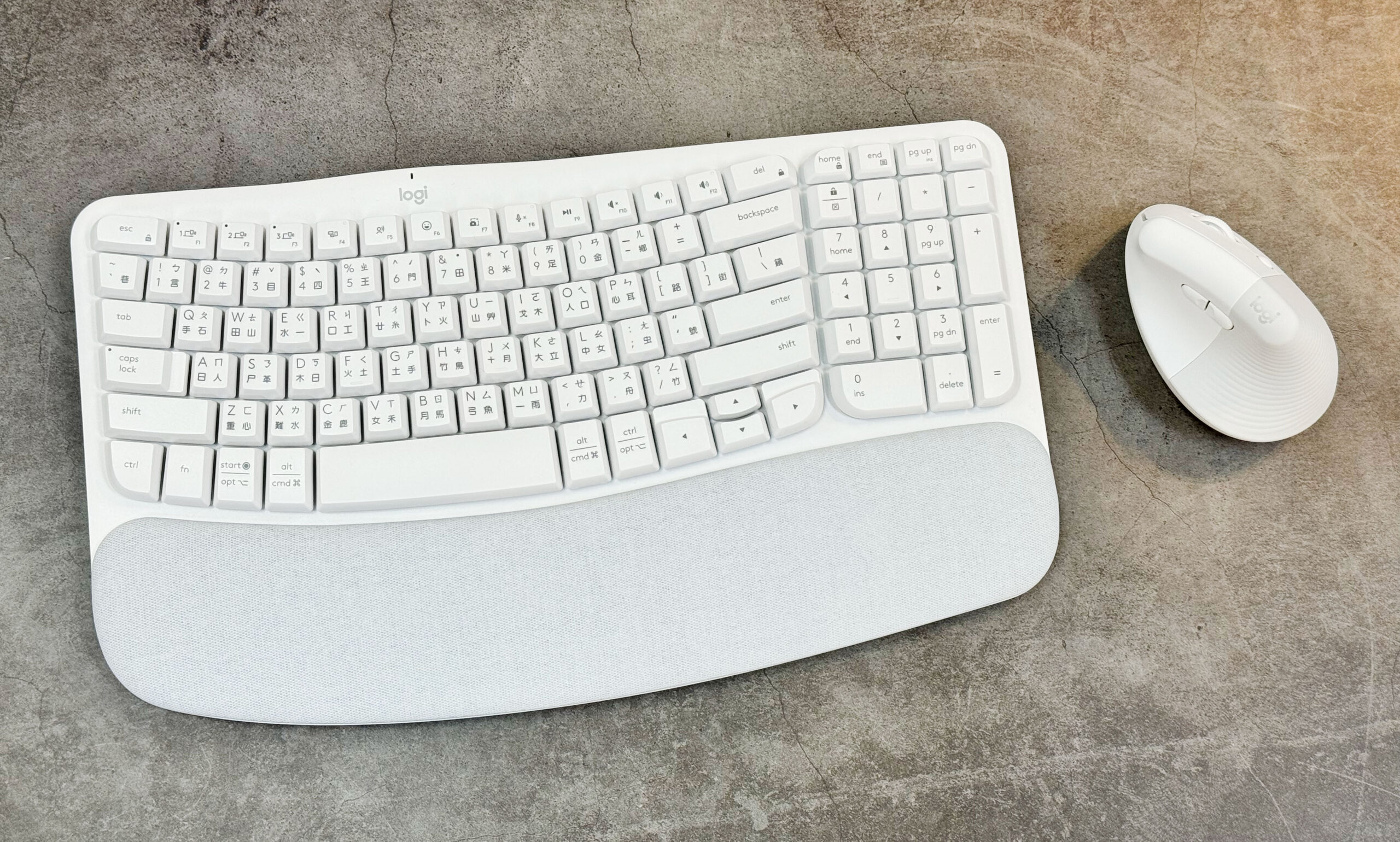羅技 Logitech WAVE KEYS LIFT