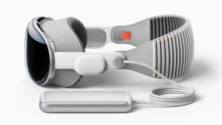 Vision Pro iPad Apple Watch iPhone 16
