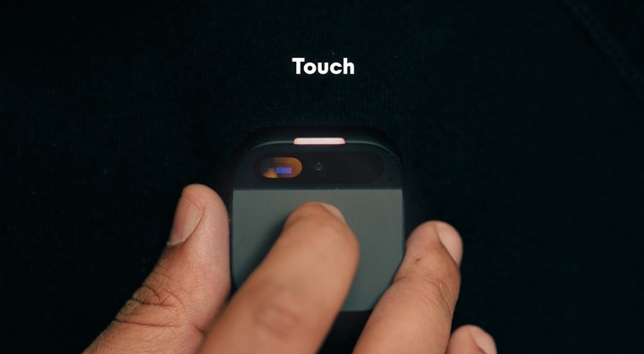 AI Pin