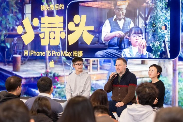 Apple 新春片 小蒜頭 iPhone 15 Pro Max 動作模式 長焦鏡頭
