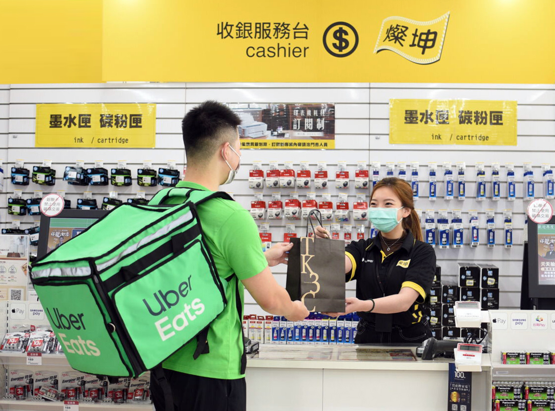 附圖_燦坤正式宣布聯手Uber Direct優物流推出燦坤「速速GO」服務，是全台業界第一家導入即時配送服務的3C家電通路。(燦坤提供)