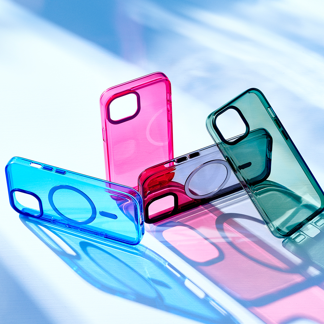 犀牛盾 JellyTint以高度透明、零網點為特色，經由精湛工藝製作，打造細膩晶透無暇的殼面