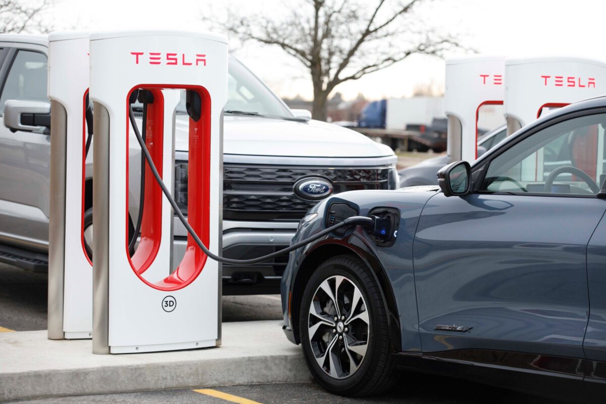 特斯拉 Tesla NACS