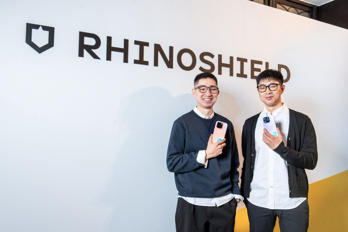 知名防護配件領導品牌犀牛盾RHINOSHIELD於今(7)日正式發表歷時三年研發、全台第一個能100%循環再生手機殼，首波主打雙色之一揉合桃、與2024年PANTONE年度代表色Peach Fuzz完美接軌，將原料柔韌溫和色調與特性翩然展現於消費者掌間。