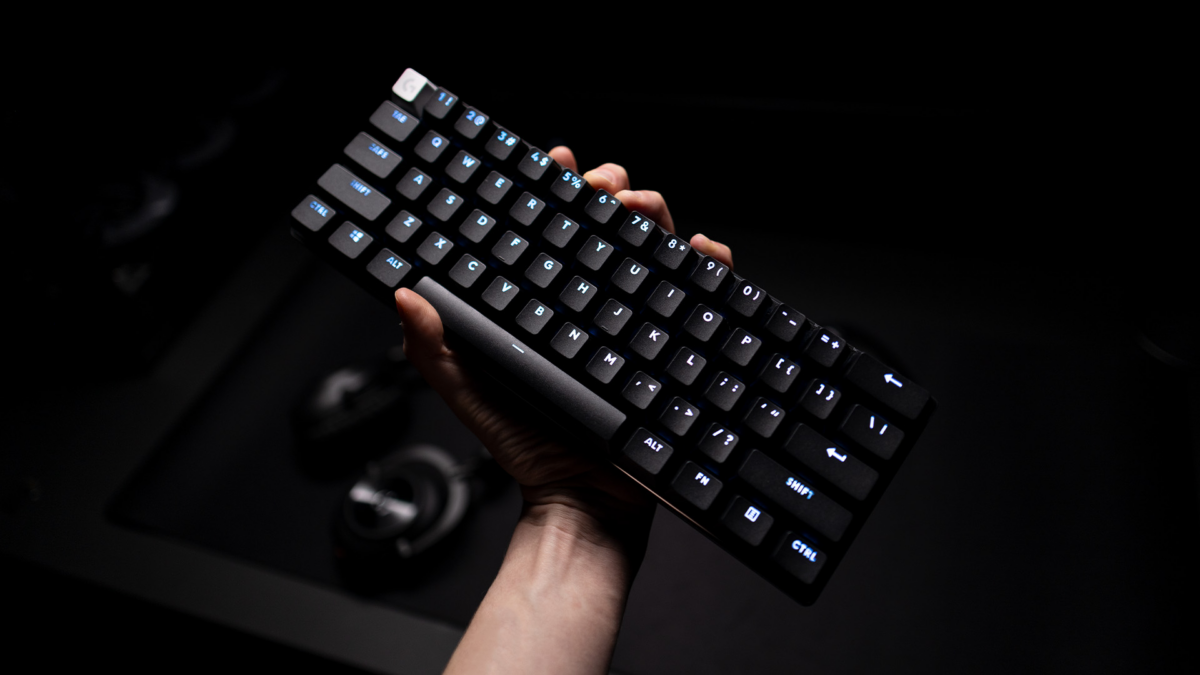 圖說01 專為射擊遊戲賽事而生的 Logitech G PRO X 60 機械式 60% 電競鍵盤 4/22上市