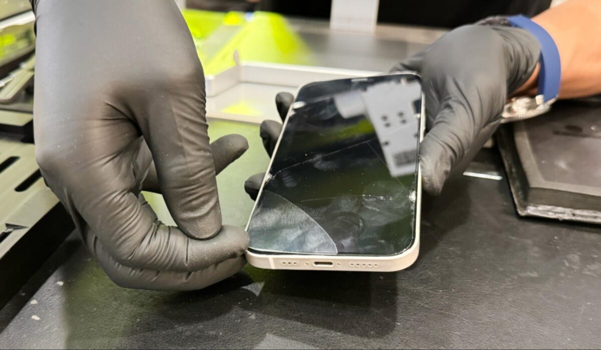 iPhone iOS 換電池 原廠電池 IRP 獨立維修中心 雷神快修 iPhone 換電池