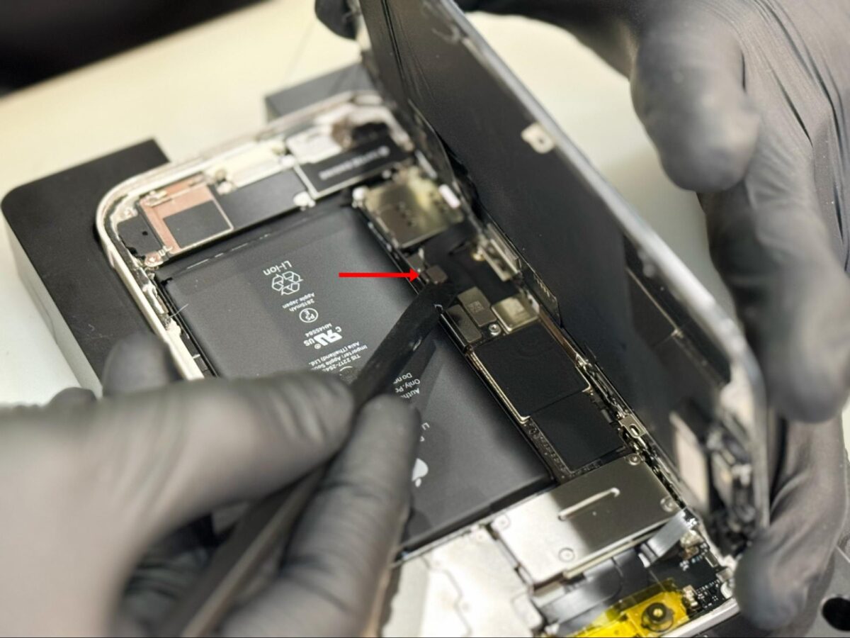 iPhone iOS 換電池 原廠電池 IRP 獨立維修中心 雷神快修 iPhone 換電池