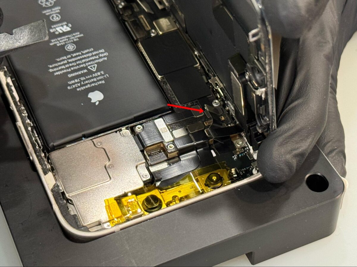 iPhone iOS 換電池 原廠電池 IRP 獨立維修中心 雷神快修 iPhone 換電池