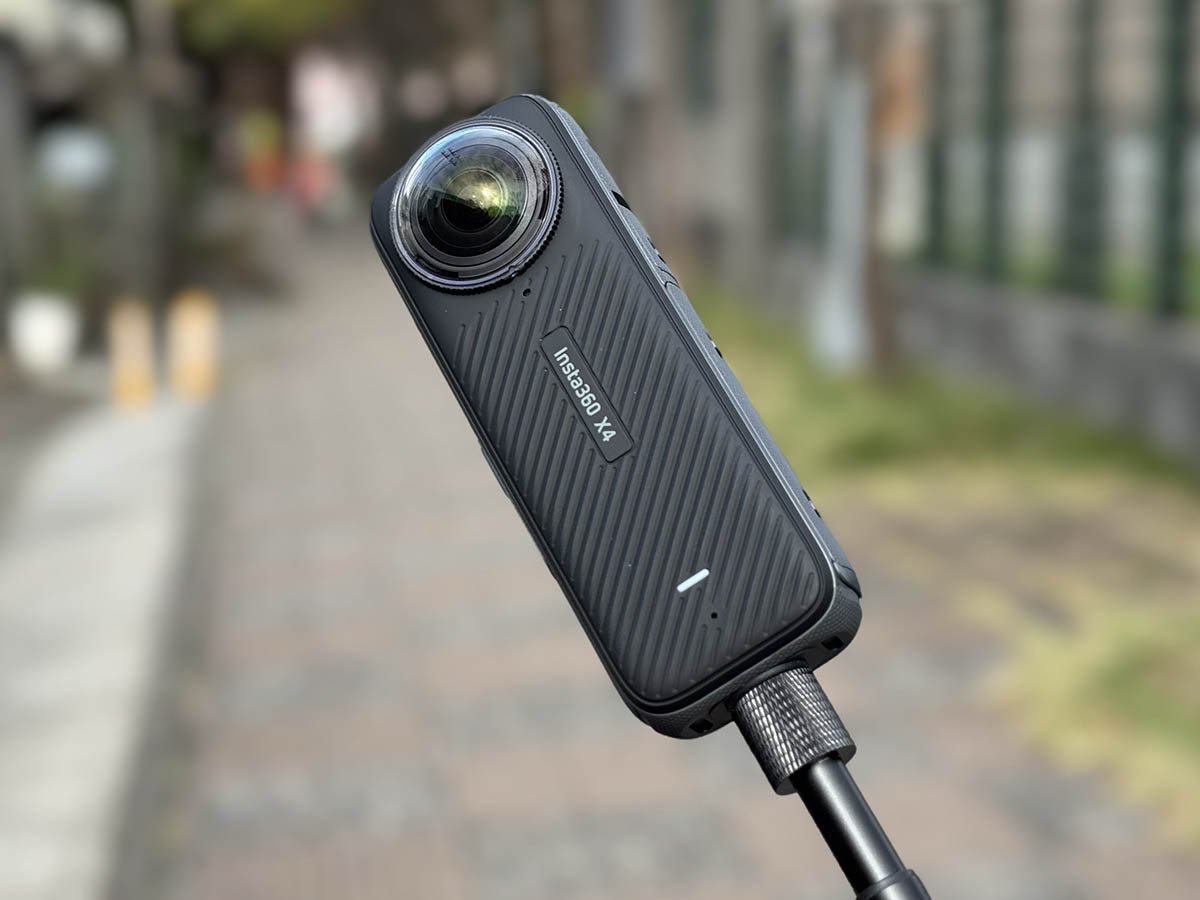 Insta360 X4