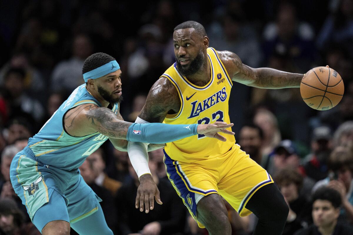 NBA NBA 直播 NBA 線上看 NBA LIVE NBA 賽事 湖人隊 黃蜂隊 湖人 黃蜂