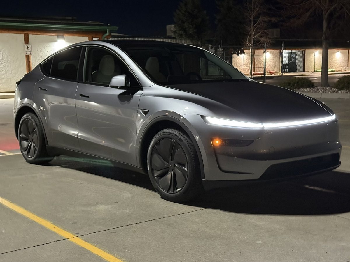 特斯拉 Tesla Model Y 低價版 Model Y