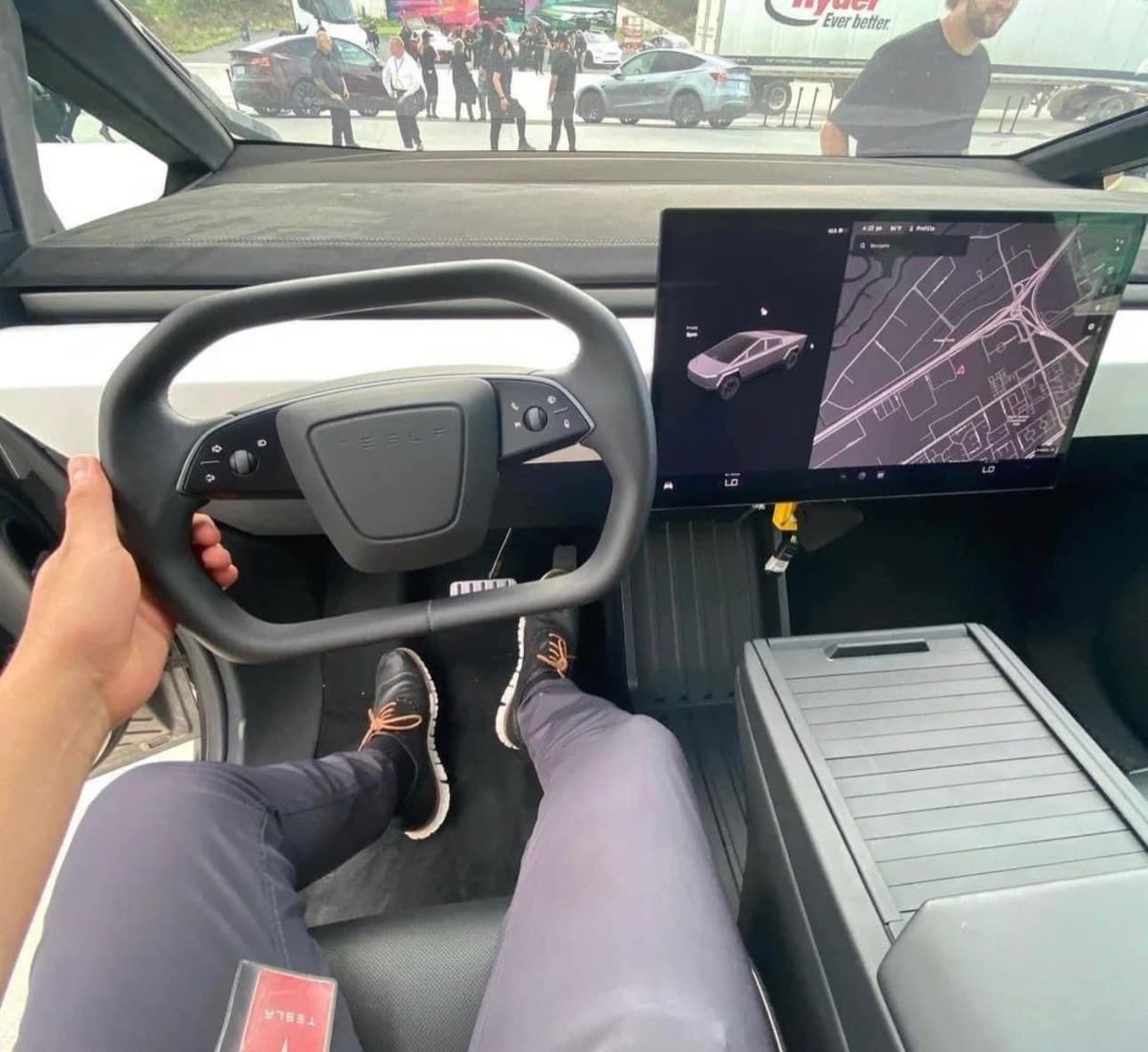 特斯拉 Tesla 2025.8.4 2025.8.4 軟體更新