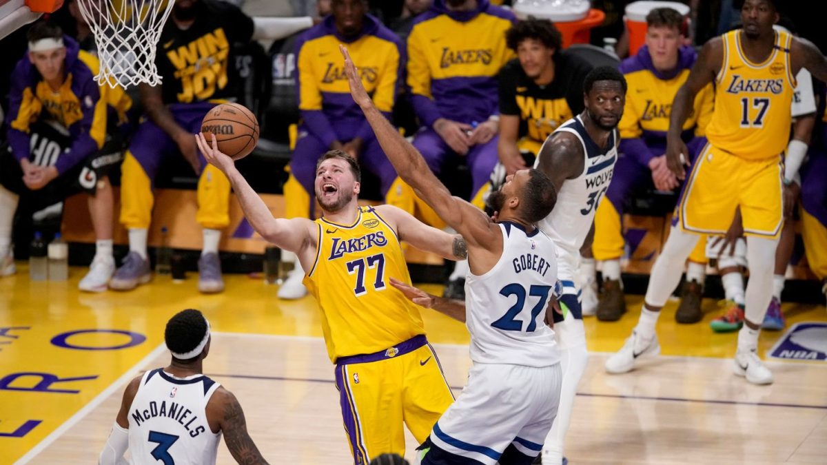 NBA NBA 轉播 NBA 直播 NBA 線上看 NBA LIVE NBA 賽事 湖人隊 灰狼隊 湖人 灰狼 NBA 季後賽