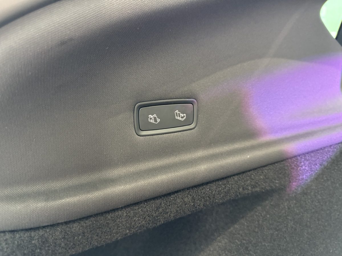 特斯拉 Tesla Model Y 全新 Model Y Model Y 煥新版