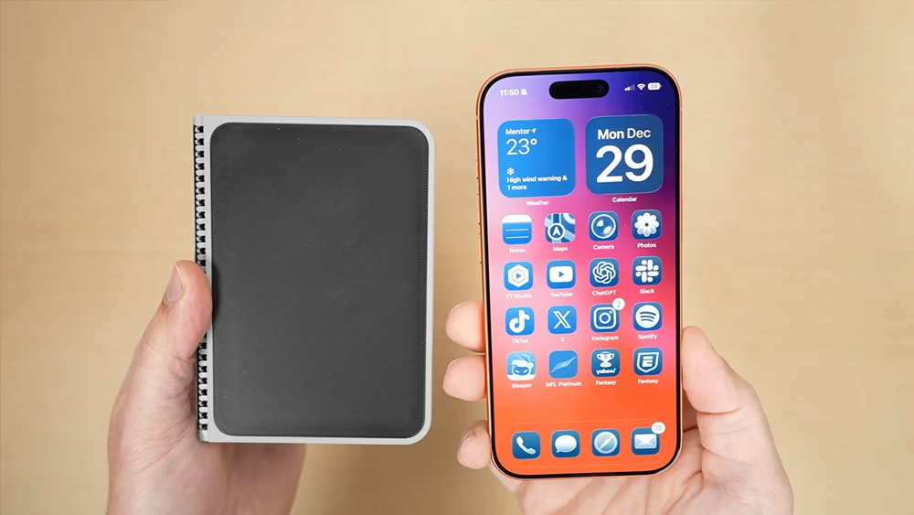 iPhone 摺疊機 模型
