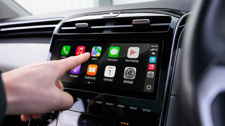 CarPlay Gemini ChatGPT