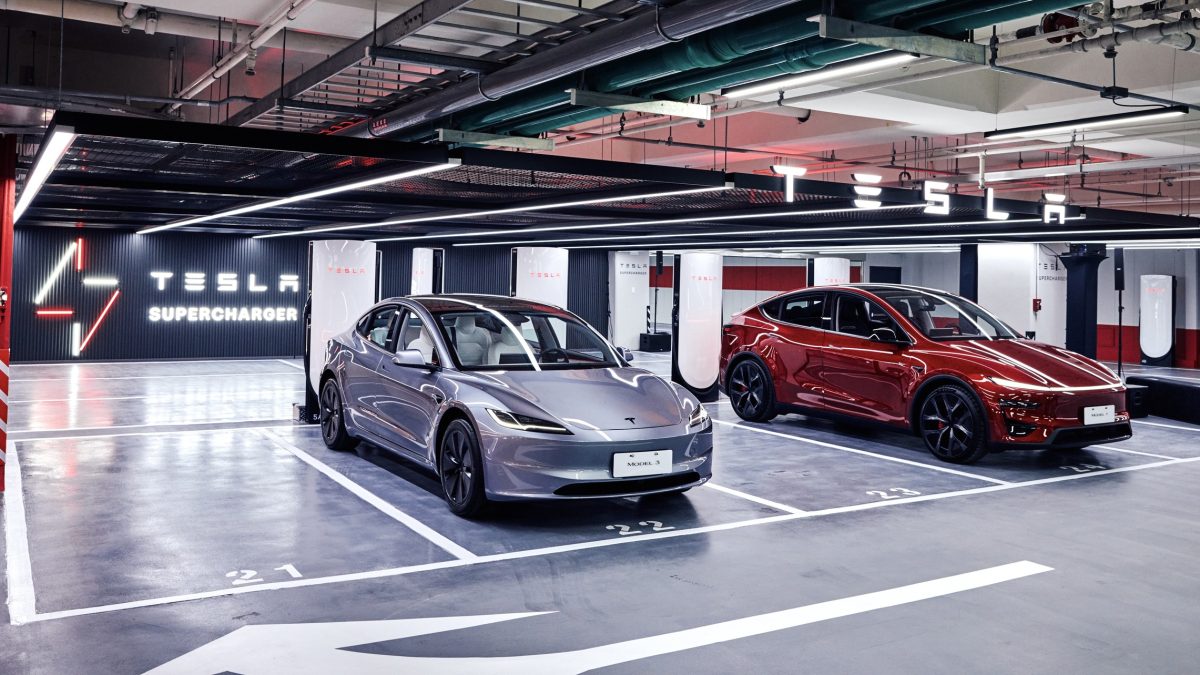 特斯拉 Tesla V4 超充樁 特斯拉台北大巨蛋