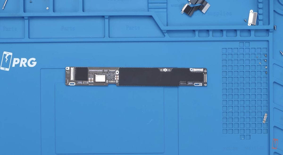 MacBook Neo MacBook Neo 拆解