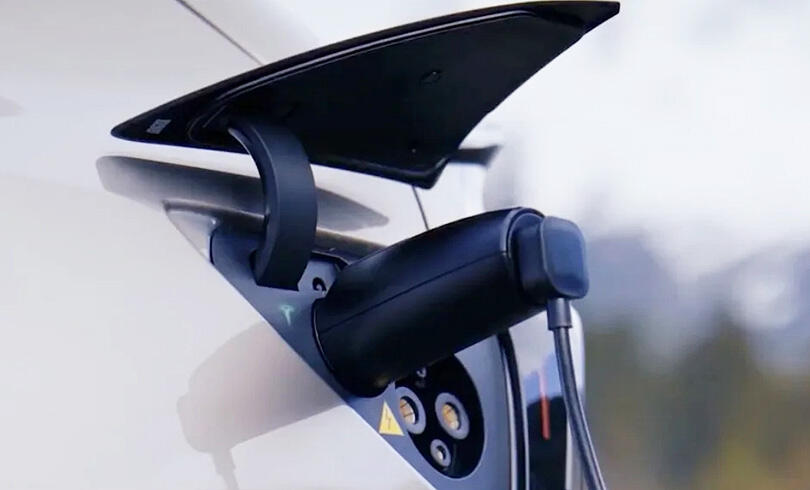 特斯拉 Tesla Model 3 V2L