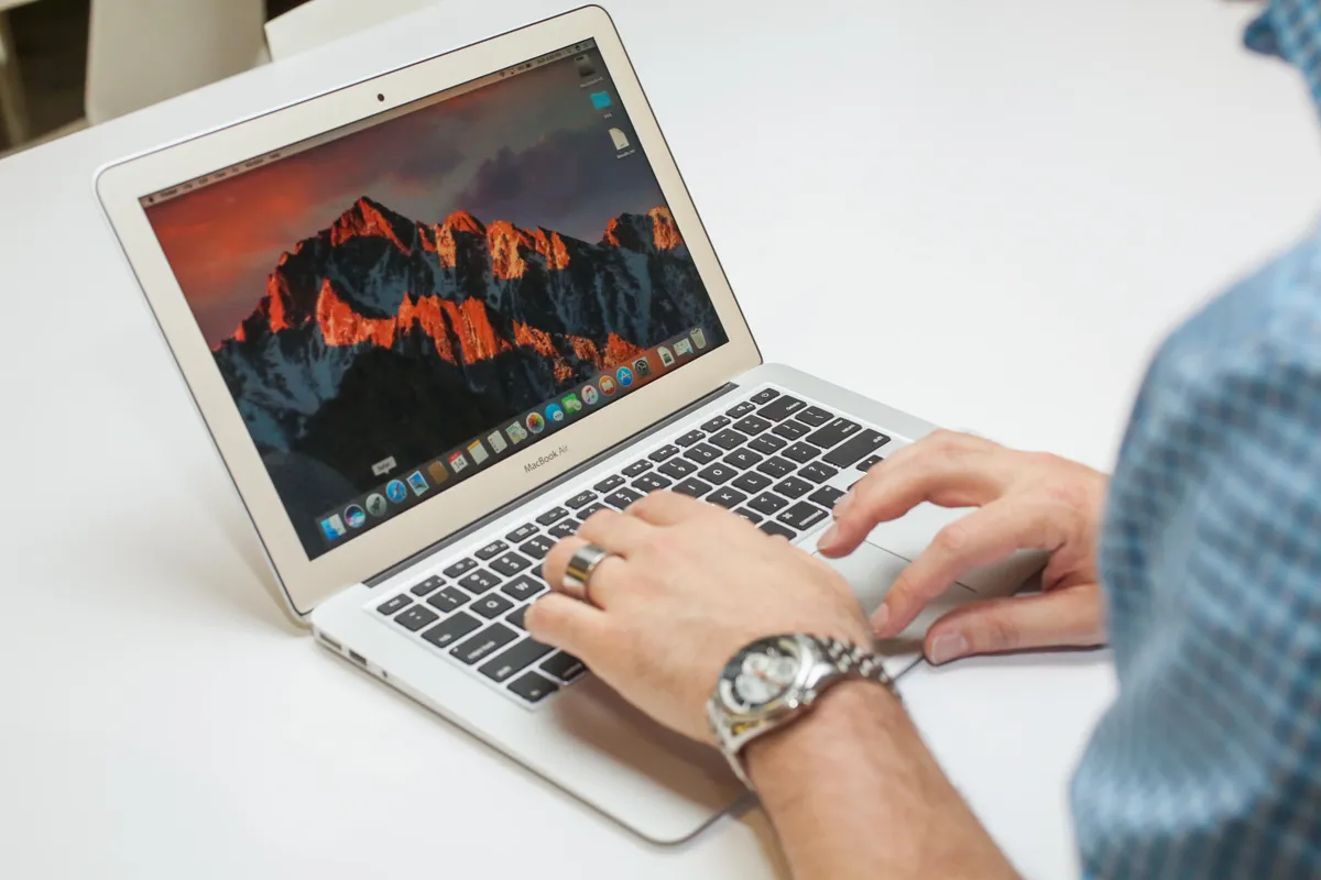 2017 MacBook Air 過時產品 停產產品