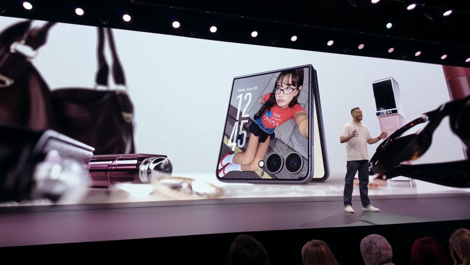 Samsung Galaxy Z Flip8