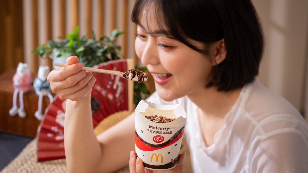 KITKAT® 巧克力脆脆冰炫風